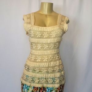 Women's Max Studio top size small